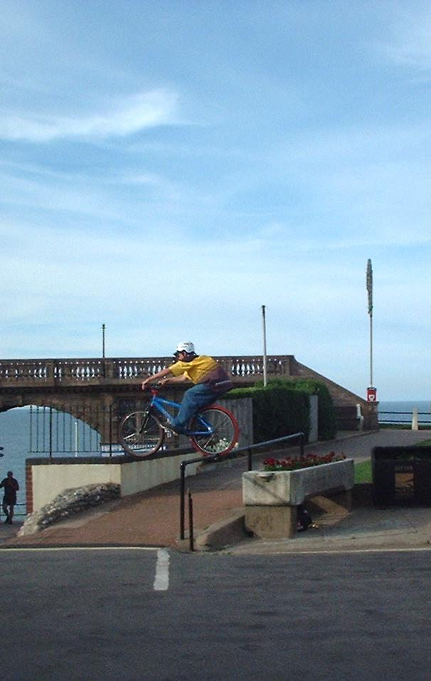 {Dave D- Sheringham}