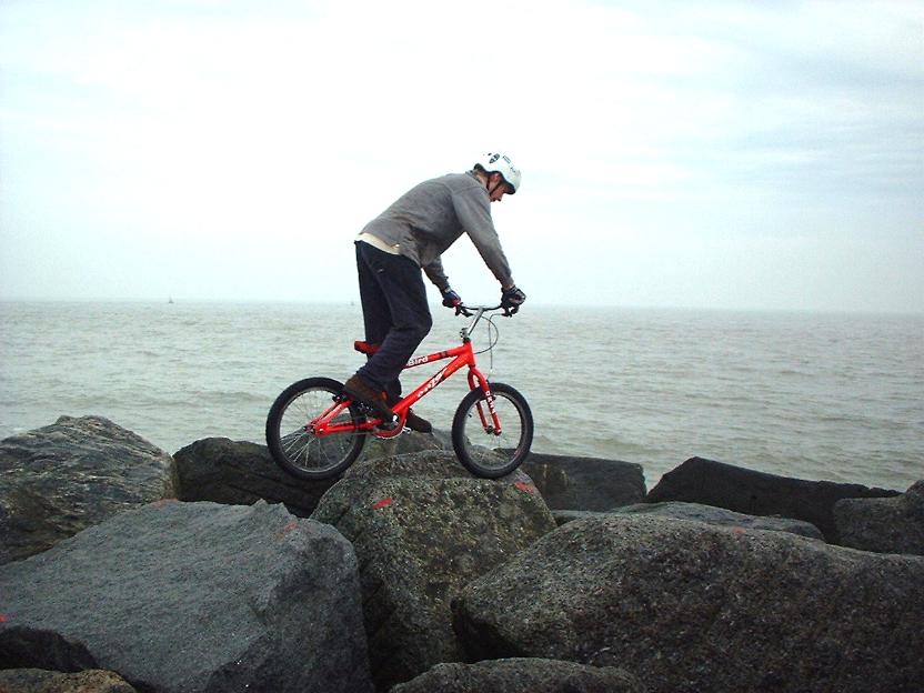 {Wayne R - lowestoft}